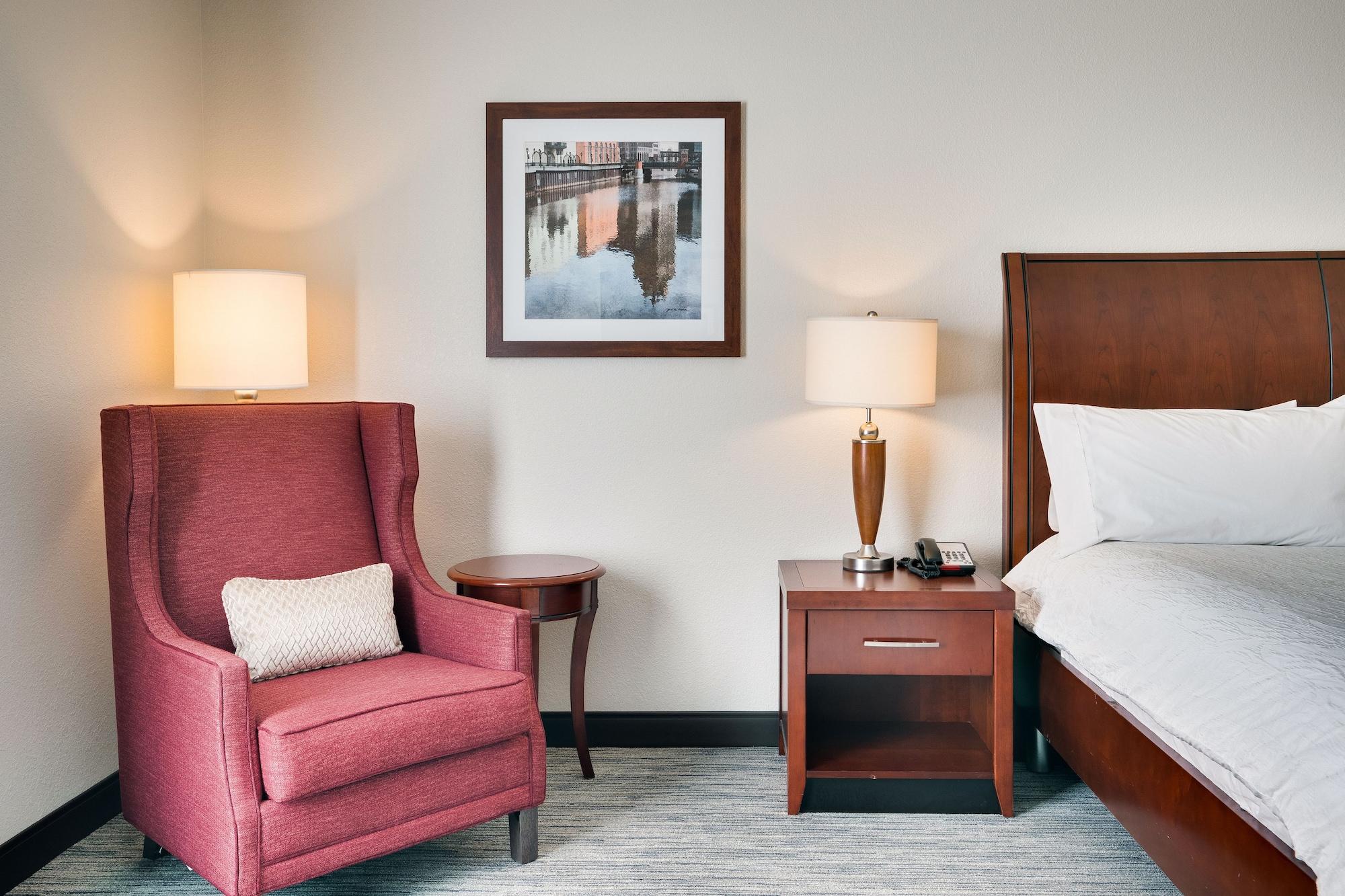 Hilton Garden Inn Milwaukee Airport Екстериор снимка