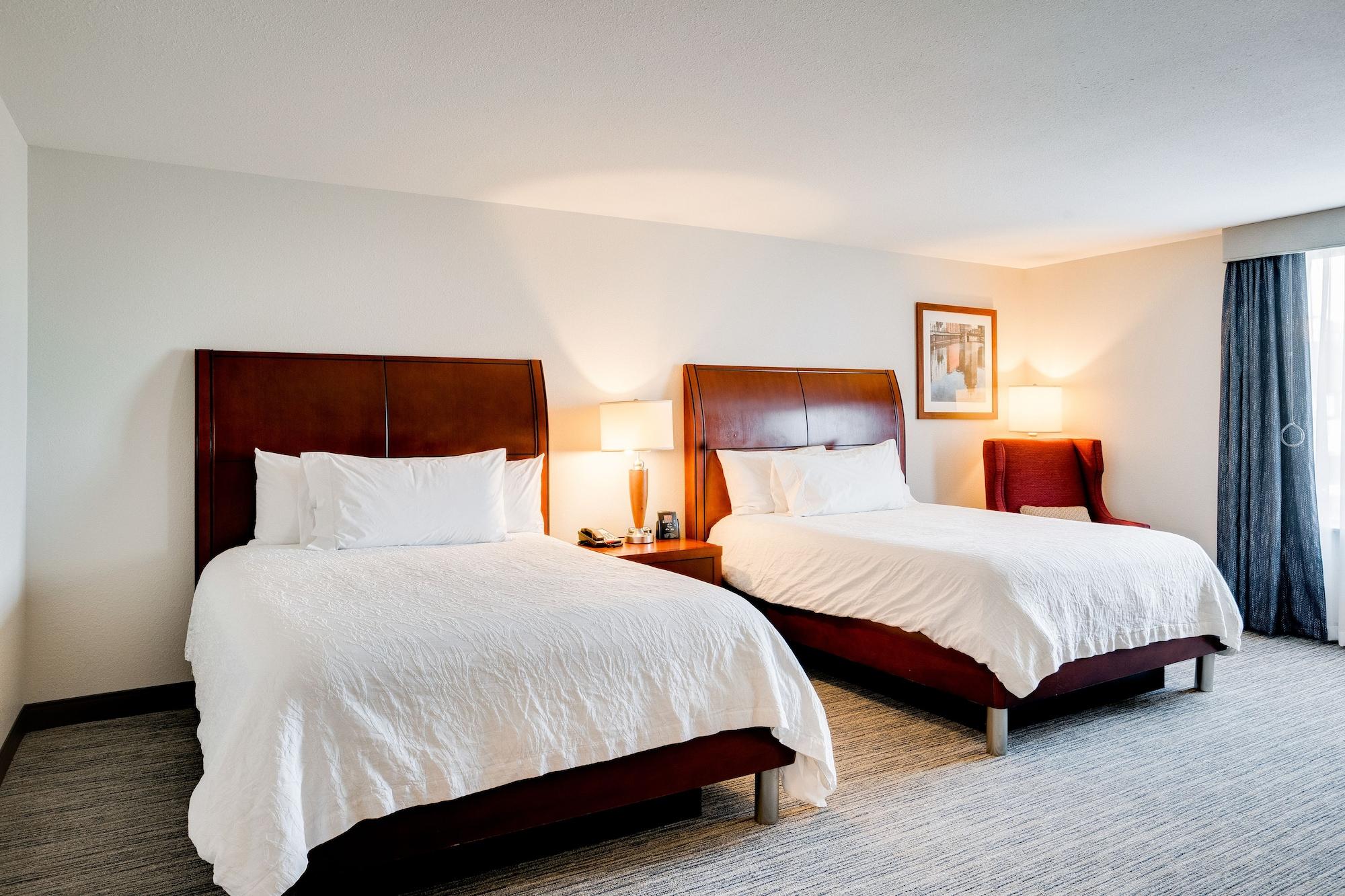 Hilton Garden Inn Milwaukee Airport Екстериор снимка