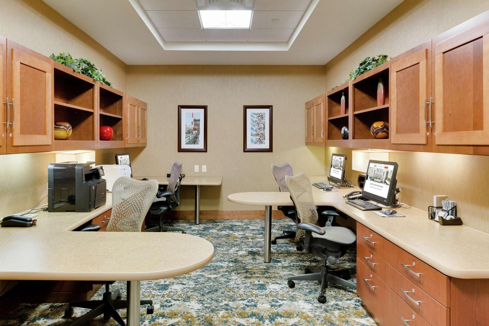 Hilton Garden Inn Milwaukee Airport Екстериор снимка
