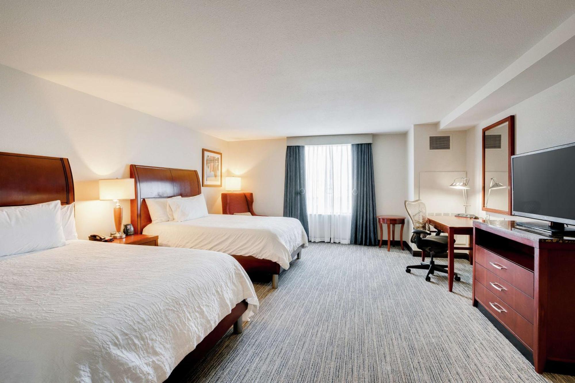 Hilton Garden Inn Milwaukee Airport Екстериор снимка