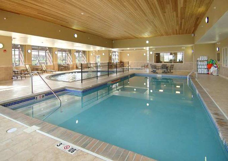 Hilton Garden Inn Milwaukee Airport Екстериор снимка