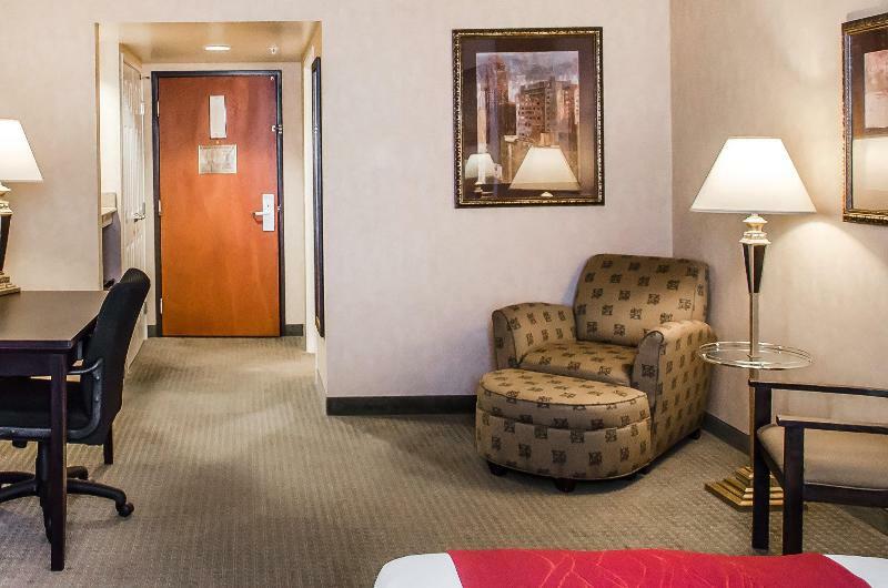 Hilton Garden Inn Milwaukee Airport Екстериор снимка